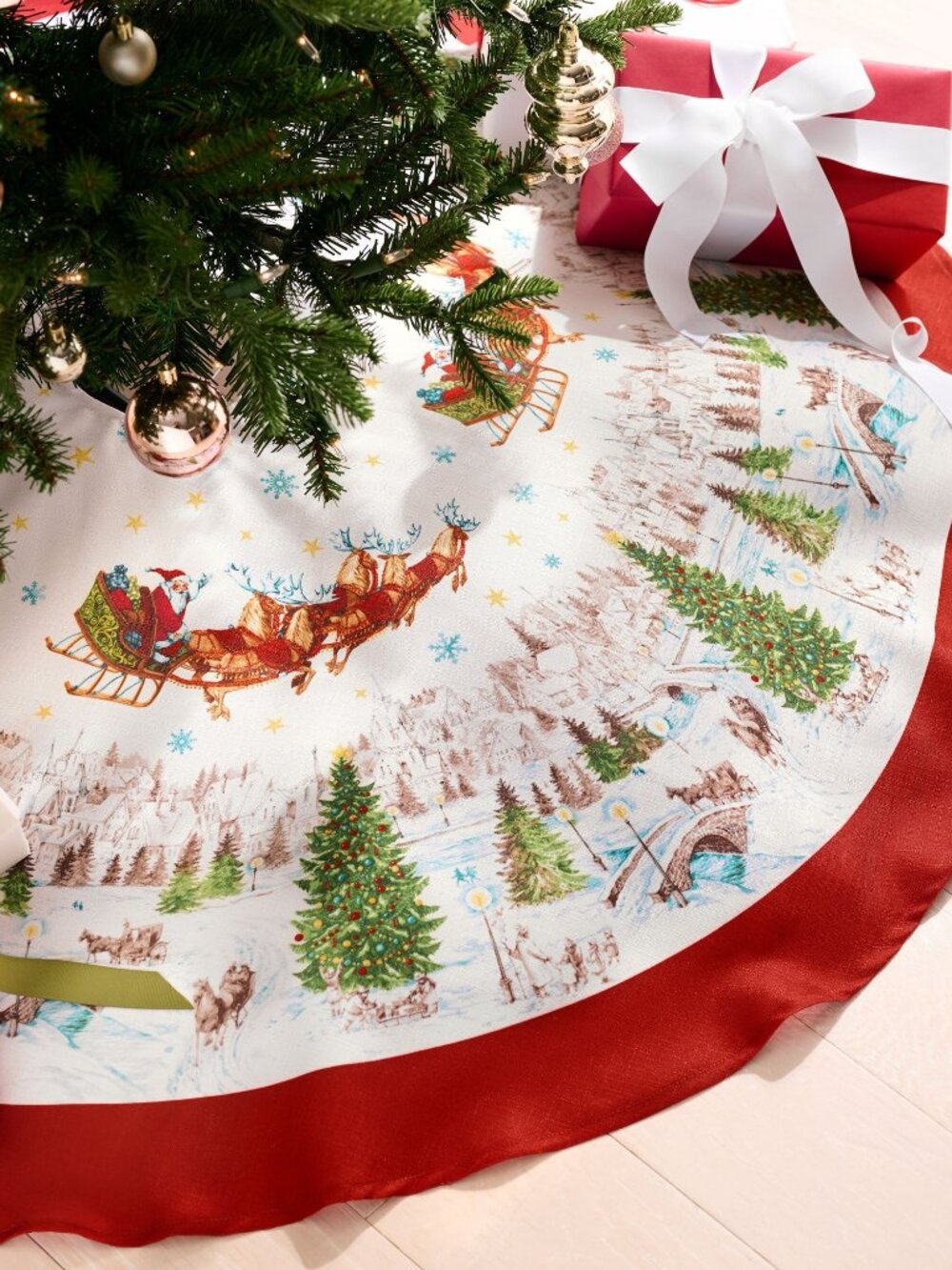 Santa's Snowy Sleighride Christmas Tree Round Skirt - Multi